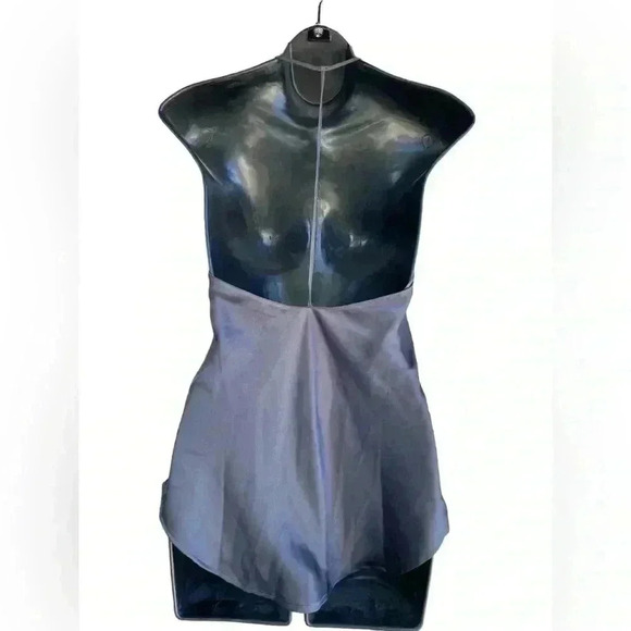 ASTR THE Label women’s charcoal gray backless satin top sz small NWT - Picture 6 of 7